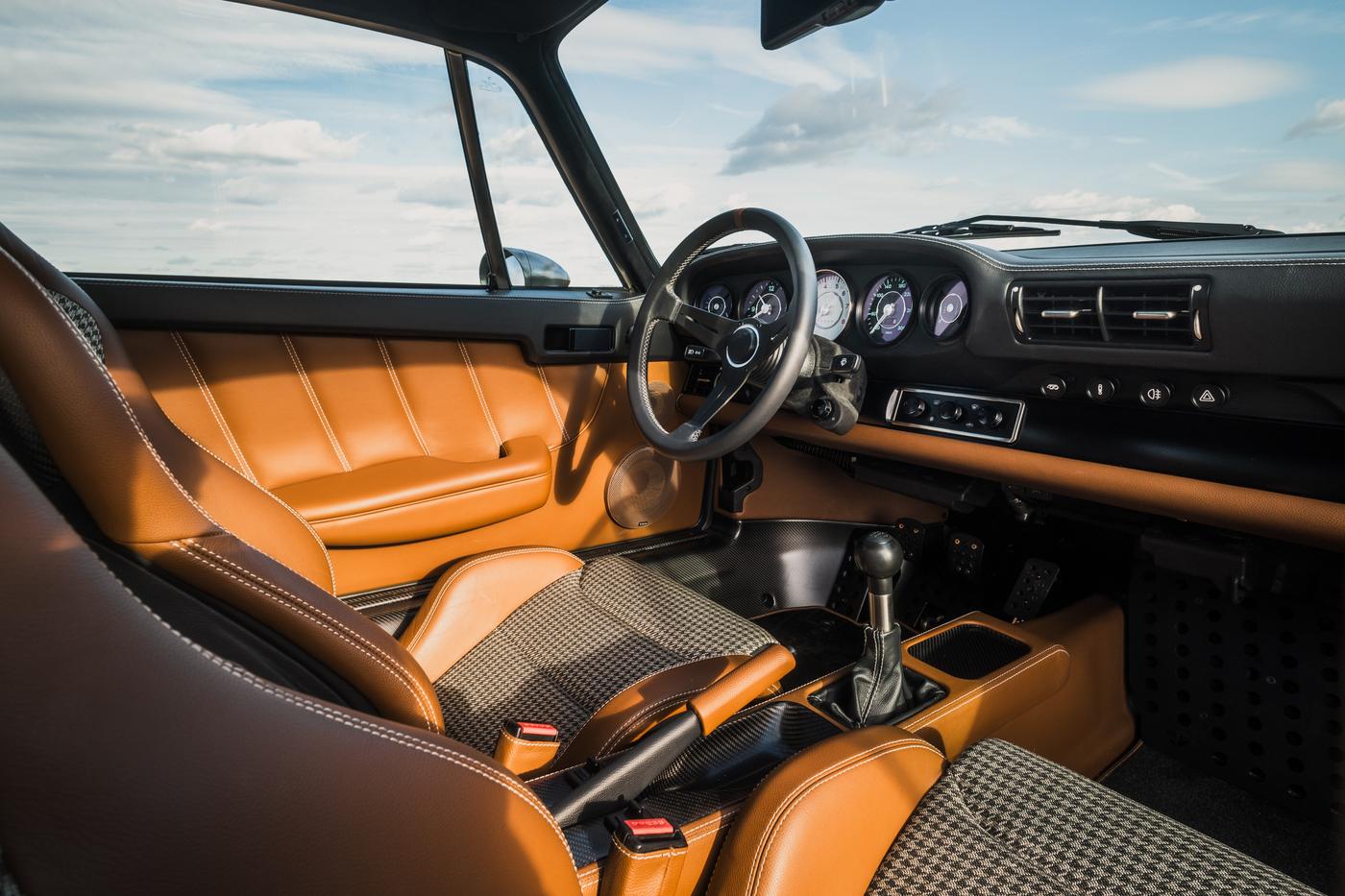 Porsche restomod interior in cognac leather